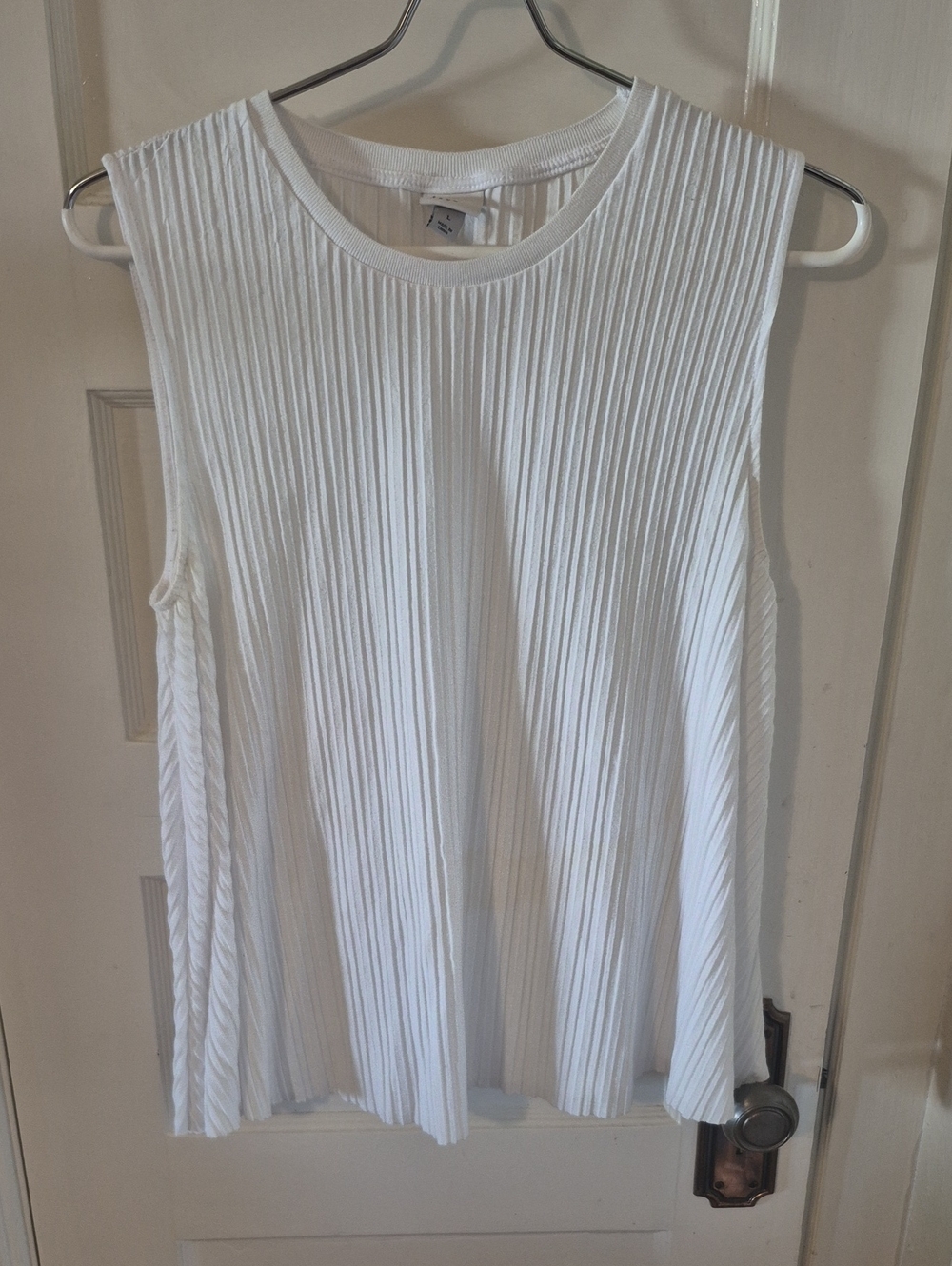 a new day White Pleated Sleeveless Tank